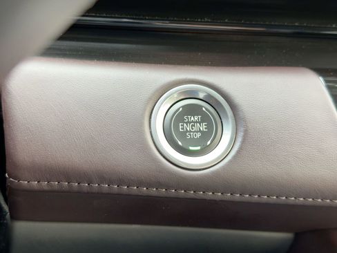 Certified 2024 Cadillac Escalade ESV Sport Platinum w/ LPO, ONYX Package image 23