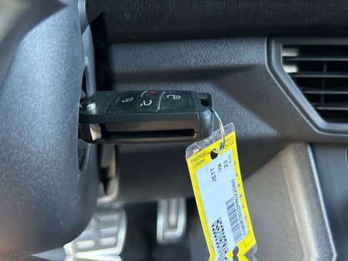 Used 2023 Volkswagen Jetta Sport image 28