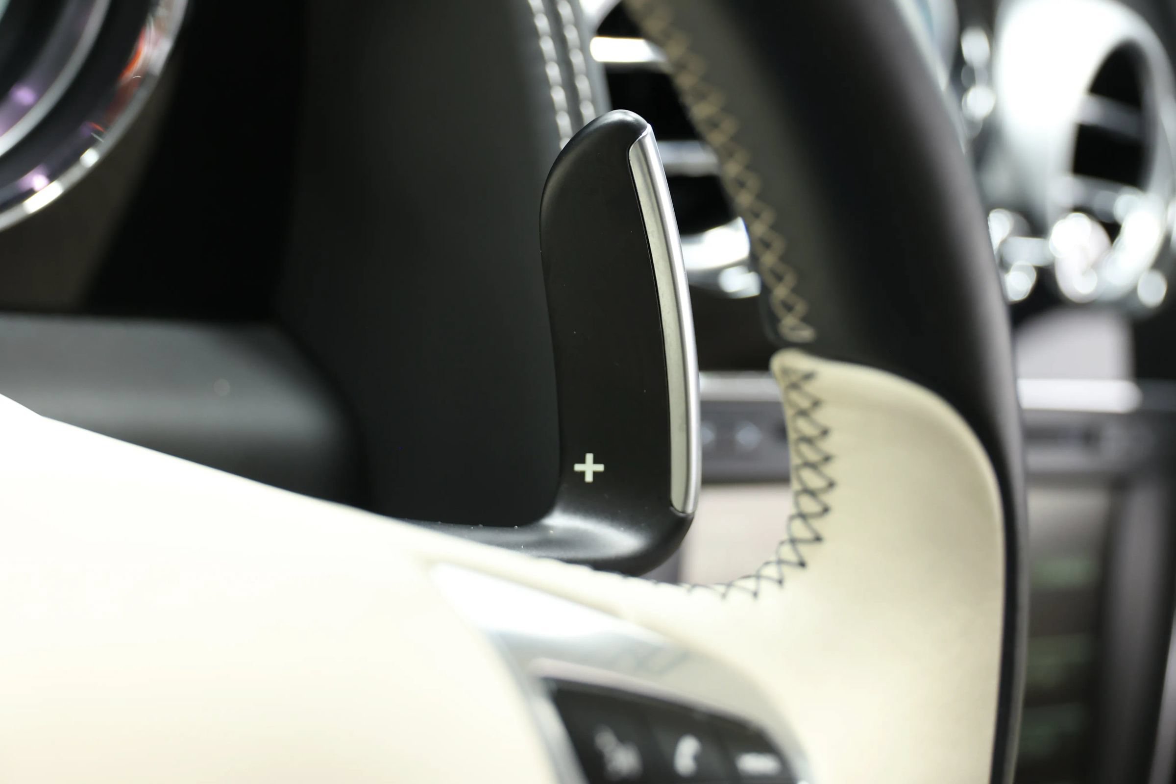 Used 2017 Bentley Continental GT AWD/4WD image 31