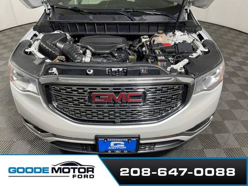 Used 2017 GMC Acadia Denali w/ Technology Package AWD/4WD image 26