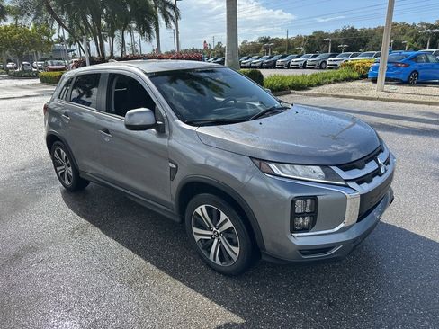 Used 2021 Mitsubishi Outlander Sport ES image 6