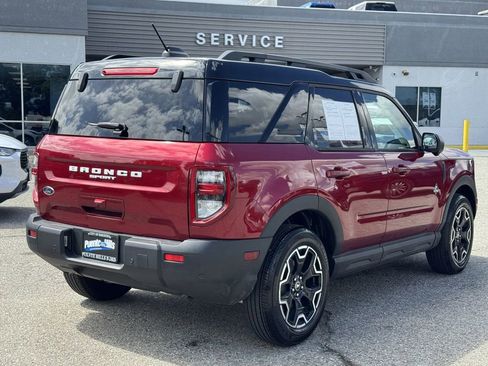 Used 2025 Ford Bronco Sport Outer Banks w/ Outer Banks Tech Package+ AWD/4WD image 6