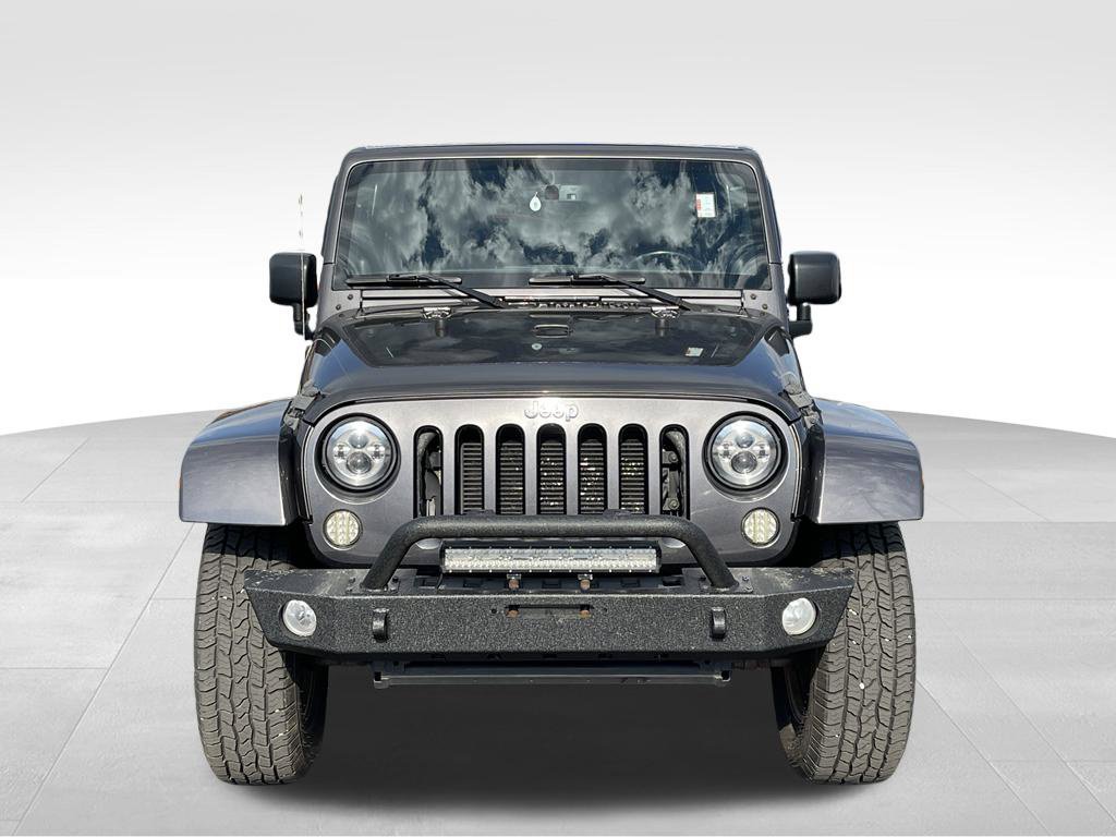 Used 2014 Jeep Wrangler Unlimited Sahara AWD/4WD image 3