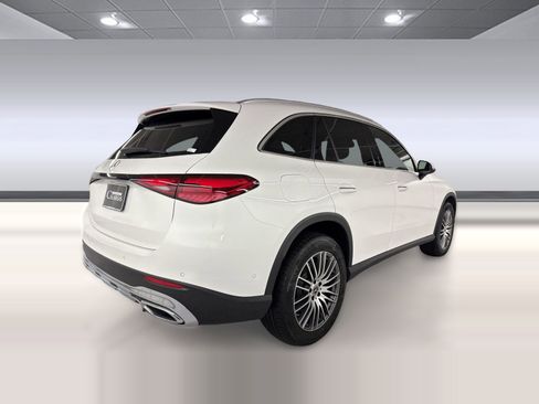 Certified 2026 Mercedes-Benz GLC 300 image 9