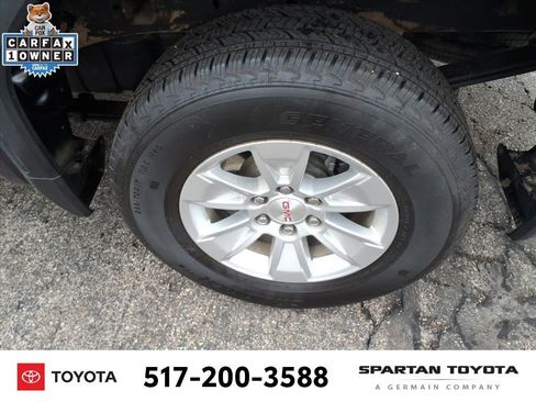 Used 2024 GMC Sierra 1500 SLE image 10