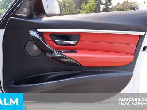 Used 2017 BMW 340i Sedan RWD image 27