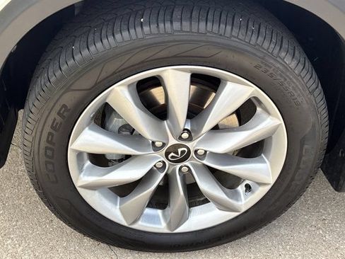 Used 2022 INFINITI QX50 Luxe AWD/4WD image 14