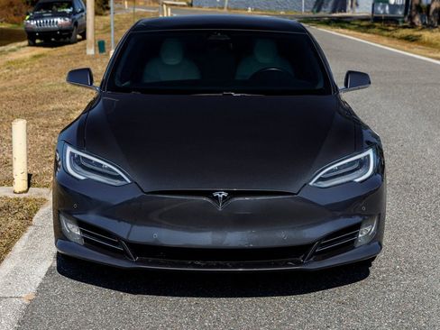 Used 2020 Tesla Model S Performance image 8