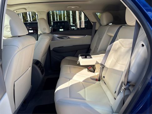 Certified 2024 Cadillac XT5 Premium Luxury image 10