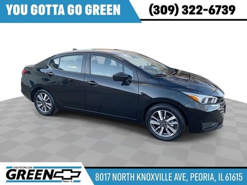 Used 2023 Nissan Versa SV image 1