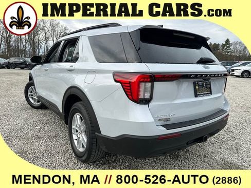 New 2026 Ford Explorer Active image 10