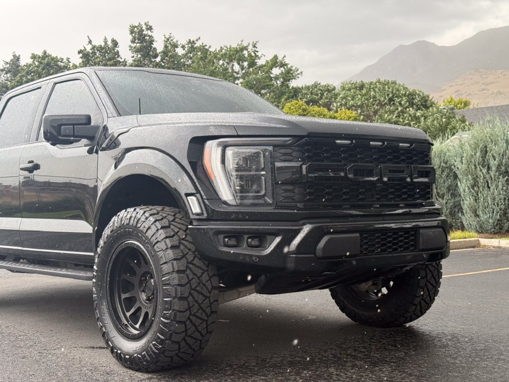 Used 2022 Ford F150 Raptor w/ Equipment Group 801A High AWD/4WD image 17