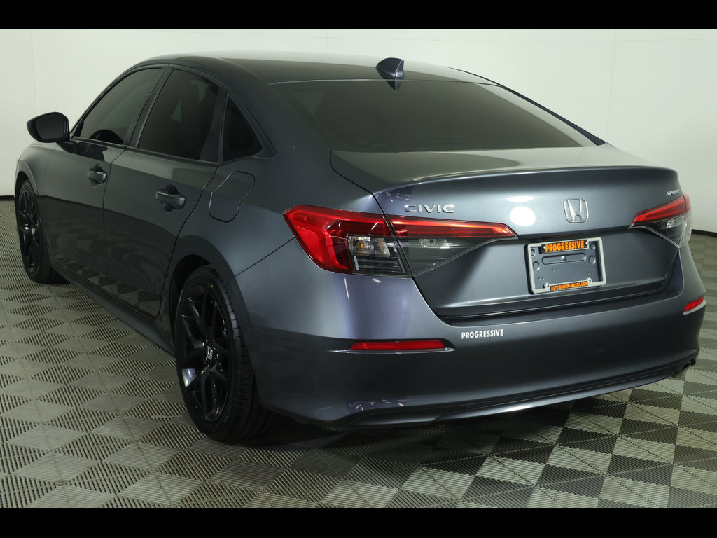 Used 2023 Honda Civic Sport image 8