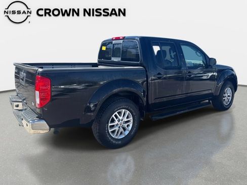 Certified 2016 Nissan Frontier SV w/ SV Value Truck Package image 9