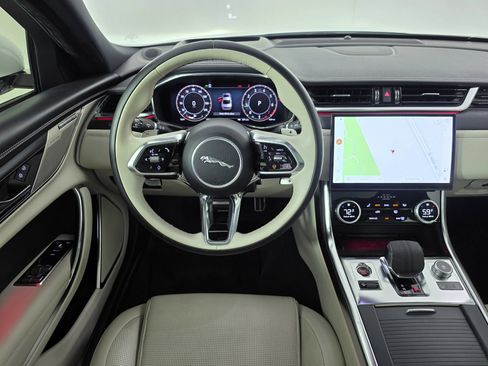 Used 2024 Jaguar XF R-Dynamic SE AWD/4WD image 38