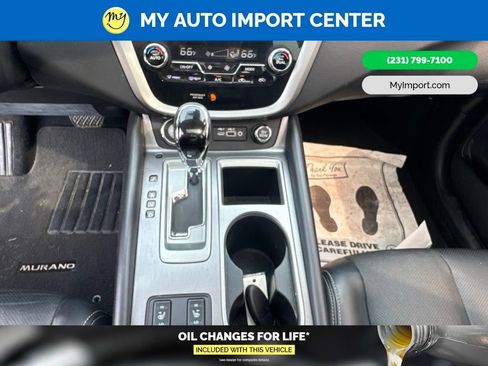Used 2020 Nissan Murano SL w/ Moonroof Package AWD/4WD image 23