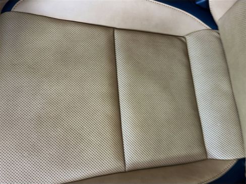 Used 2024 Lexus RZ 300e Premium w/ Accessory Package (Z1) image 21