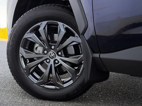 Certified 2023 Toyota RAV4 XLE Premium AWD/4WD image 26