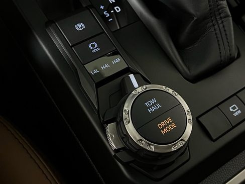 New 2026 Toyota 4Runner Limited image 19