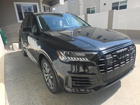 Used 2023 Audi Q7 2.0T Premium Plus w/ Premium Plus Package AWD/4WD image 2