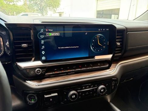 Certified 2025 Chevrolet Silverado 1500 RST AWD/4WD image 7