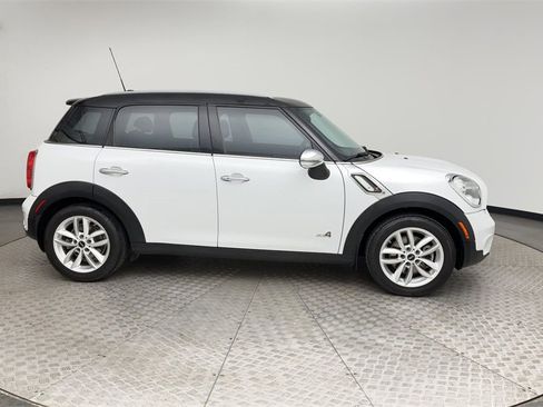 Used 2012 MINI Cooper Countryman S image 9