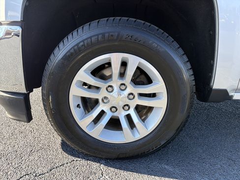 Used 2016 Chevrolet Silverado 1500 LT w/ Max Trailering Package image 10