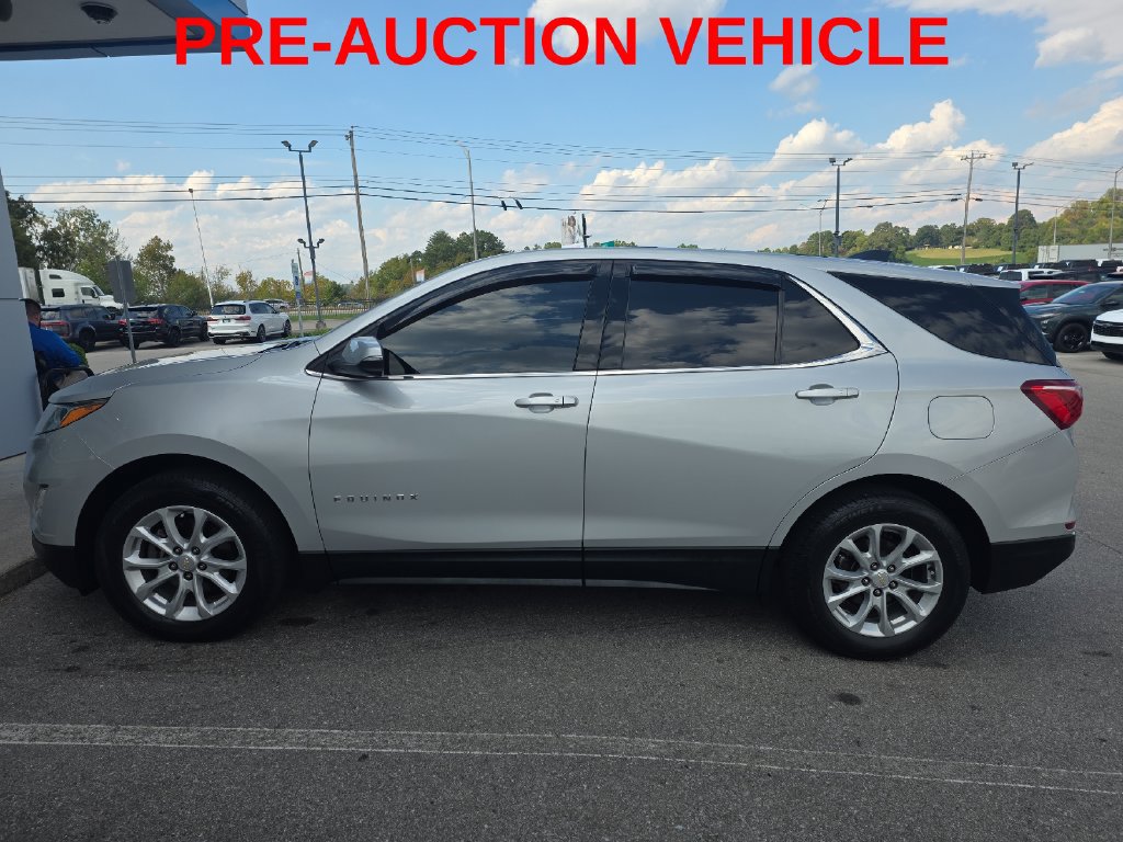 Used 2019 Chevrolet Equinox LT w/ Driver Convenience Package FWD image 4