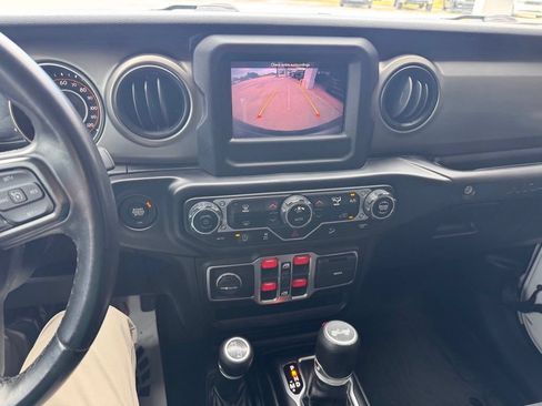 Used 2020 Jeep Wrangler Unlimited Sport S AWD/4WD image 19