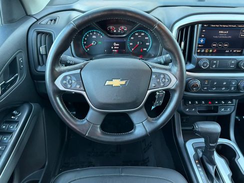 Used 2020 Chevrolet Colorado ZR2 image 16