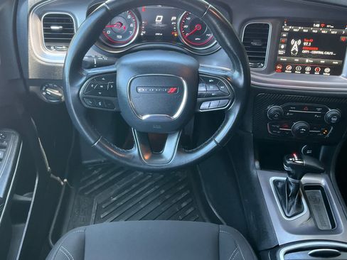 Used 2023 Dodge Charger SXT RWD image 16