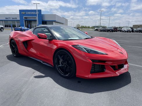 Used 2025 Chevrolet Corvette E-Ray w/ LPO, Roadside Safety Package image 7