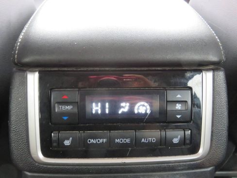 Used 2020 Subaru Ascent Limited w/ Technology Package AWD/4WD image 19