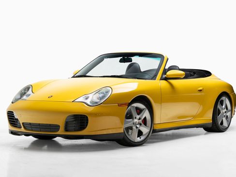 Used 2004 Porsche 911 Carrera 4S AWD/4WD image 4