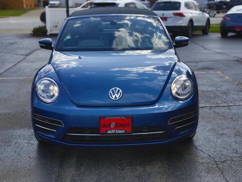 Used 2017 Volkswagen Beetle 1.8T SE FWD image 2