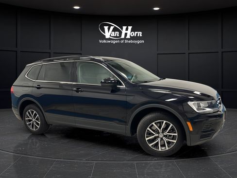 Used 2019 Volkswagen Tiguan SE AWD/4WD image 1