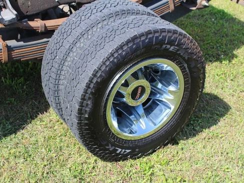 Used 2022 GMC Sierra 3500 SLE w/ SLE Convenience Package image 30