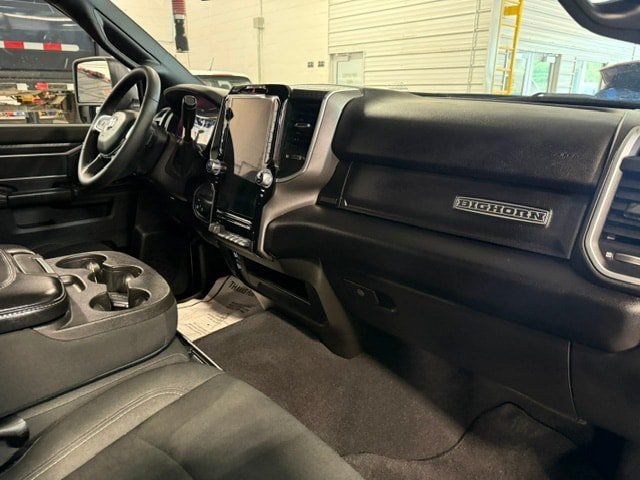 Certified 2025 RAM 2500 Big Horn AWD/4WD image 9