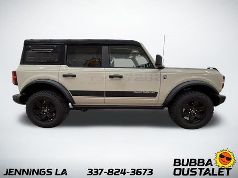 New 2025 Ford Bronco Big Bend w/ Black Diamond Package image 7