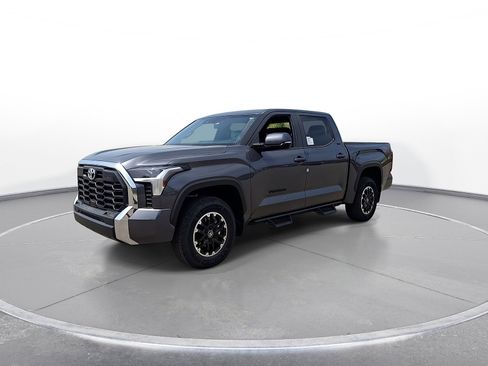 New 2026 Toyota Tundra SR5 AWD/4WD image 4