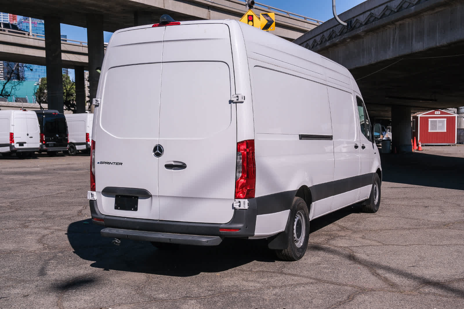 New 2025 Mercedes-Benz eSprinter 170 Cargo image 4