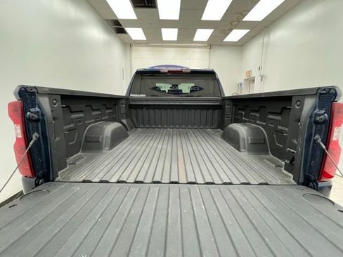 Used 2023 Chevrolet Silverado 1500 LT AWD/4WD image 12
