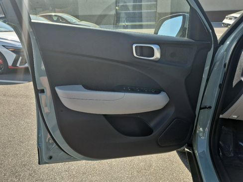 New 2026 Hyundai Venue SEL image 16