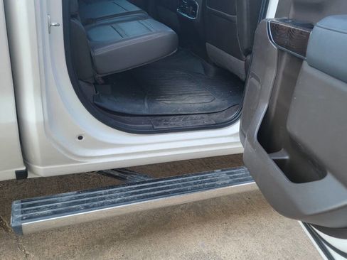 Used 2019 GMC Sierra 1500 Denali w/ Denali Ultimate Package image 32