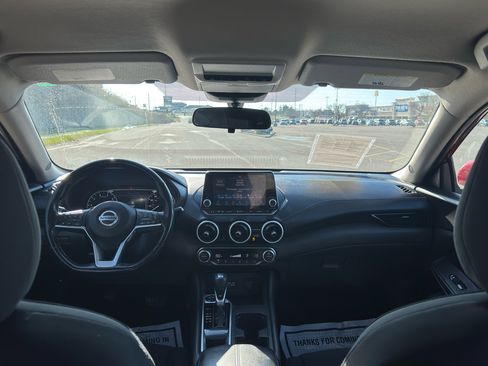 Used 2021 Nissan Sentra SV image 18