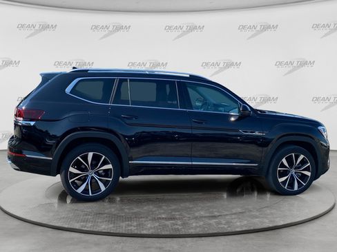 Used 2024 Volkswagen Atlas SEL Premium R-Line AWD/4WD image 9