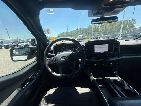 Used 2022 Ford F150 XL w/ STX Appearance Package RWD image 8