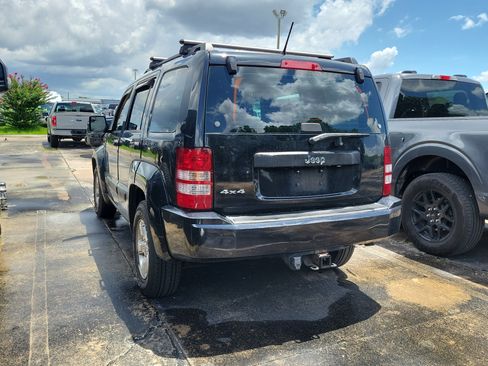 Used 2012 Jeep Liberty Sport AWD/4WD image 4