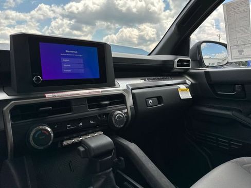 Used 2025 Toyota Tacoma SR5 image 9