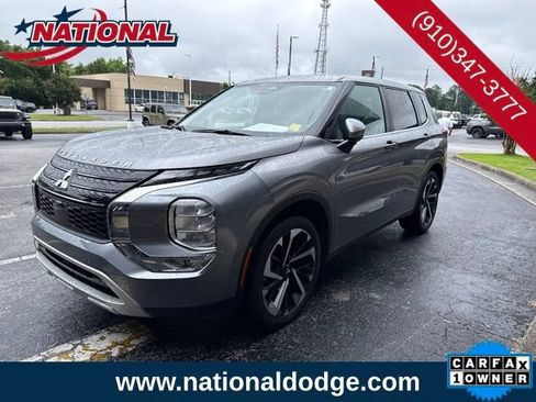 Used 2024 Mitsubishi Outlander SE FWD image 1
